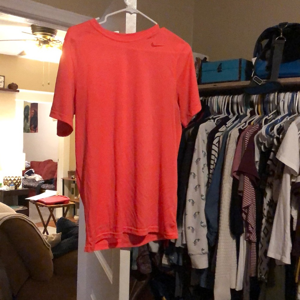 Nike dry fit T-shirt